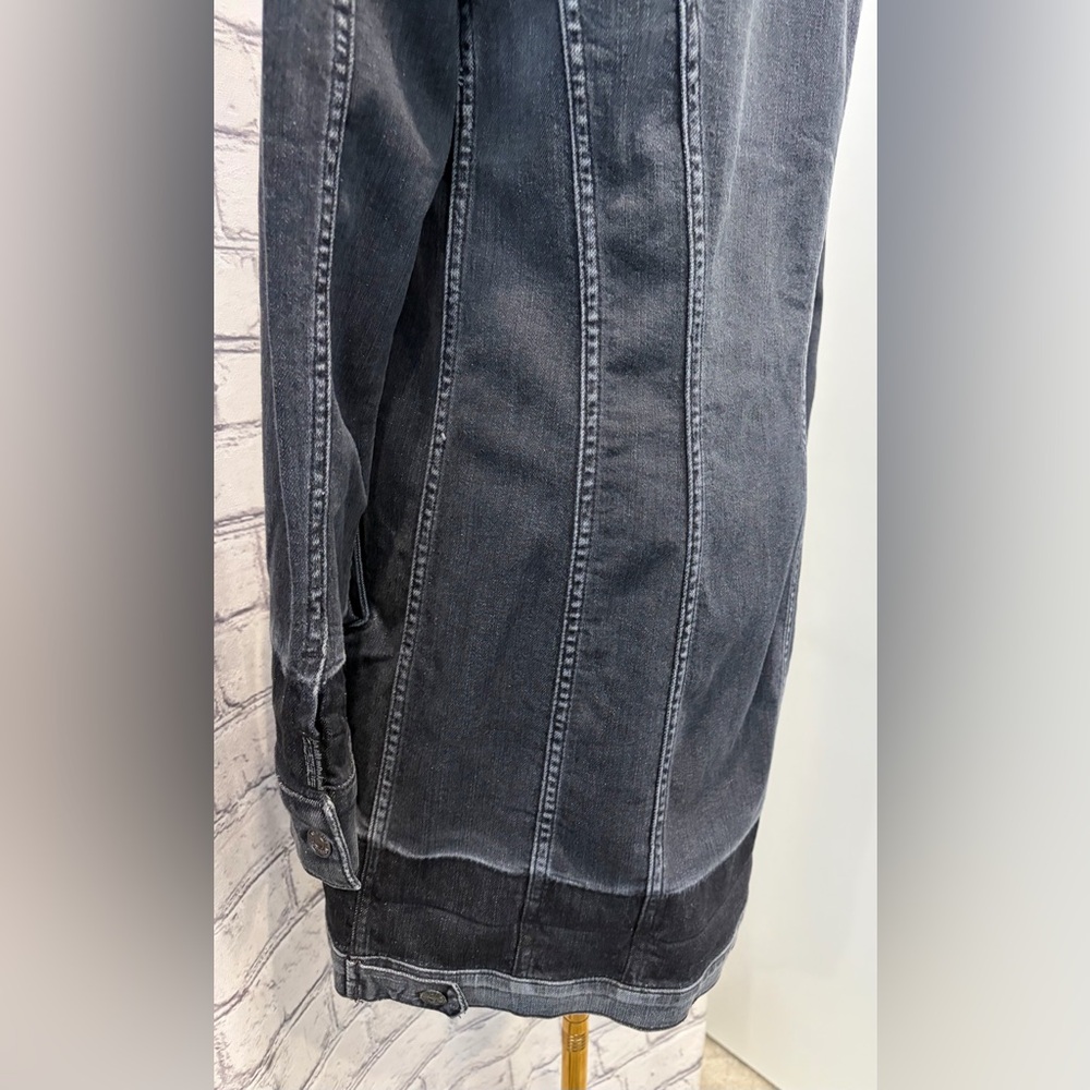 7 For All Mankind Women's Black Denim Button-Front  Trucker Jacket - Picture 10 of 12